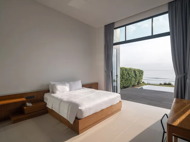 2 Bedrooms, Pool, Villa, 2 Double Beds, Beach Front, Sofa، Sunshine Paradise Resort 3/6