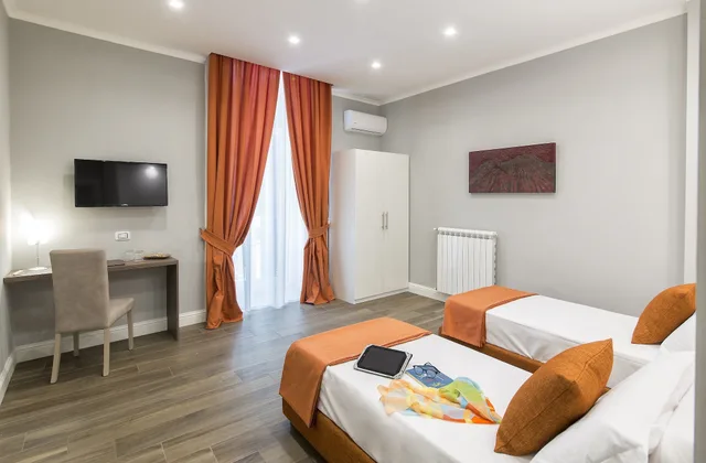 Deluxe, Quadruple, Queen and Twin Beds, Dante Maison De Charme 2/3