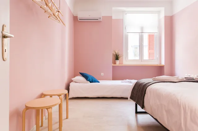 2 Bedrooms, Happy Chic, Family, Apartment, Queen Bed، Karitsi Place 2/8