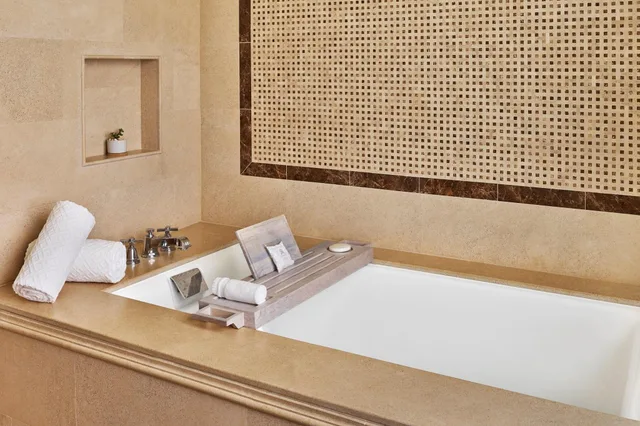 Suite, King Bed, Ocean Front، Four Seasons Resort and Residences Puerto Rico 4/4