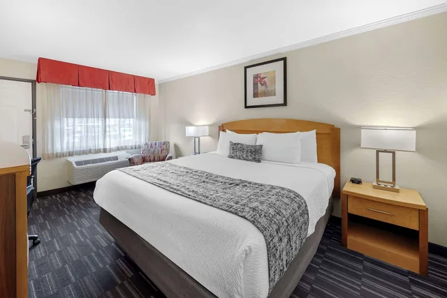 Business, King Bed, Best Western Plus Ontario Airport & Convention Center 1/14