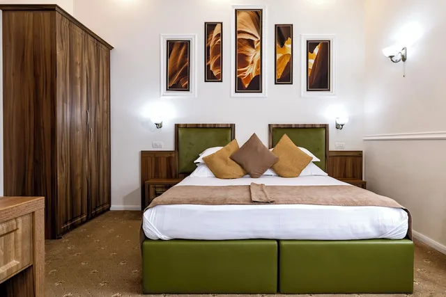 غرفة سوبيريور بسرير كينج، La Strada Boutique Villa 1/10