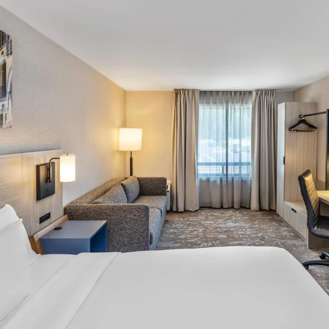 غرفة قياسية بسرير كينج، Comfort Inn Fredericton 10/10