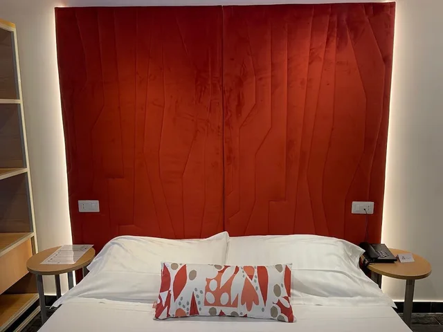 غرفة كومفورت بسرير كينج، Sant Elia Hotel 10/10