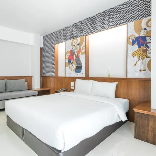 Deluxe, King Bed, COZYTEL CHIANGMAI 4/10