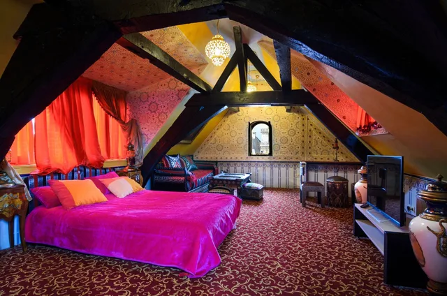 جناح بسرير كينج، Hotel Mozart 1/1