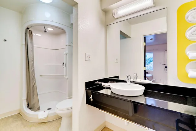 غرفة رباعية، Motel6 Linthicum Heights, MD - BWI Airport 4/6