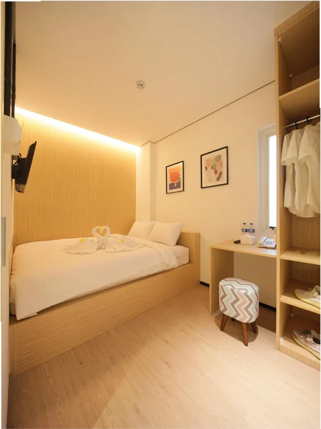 Deluxe, Queen Bed, Cool Living Jakarta 1/3