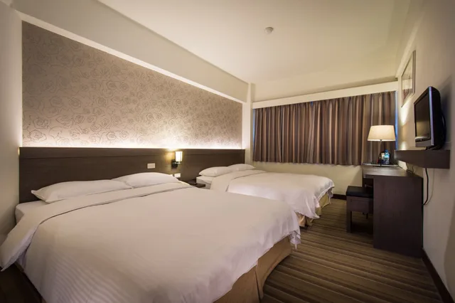 غرفة كلاسيكية رباعية بسريرين مزدوجين، Green World New World Hotel 3/7