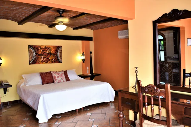 غرفة جونيور بسرير كينج، La Villa Del Ensueno 5/8