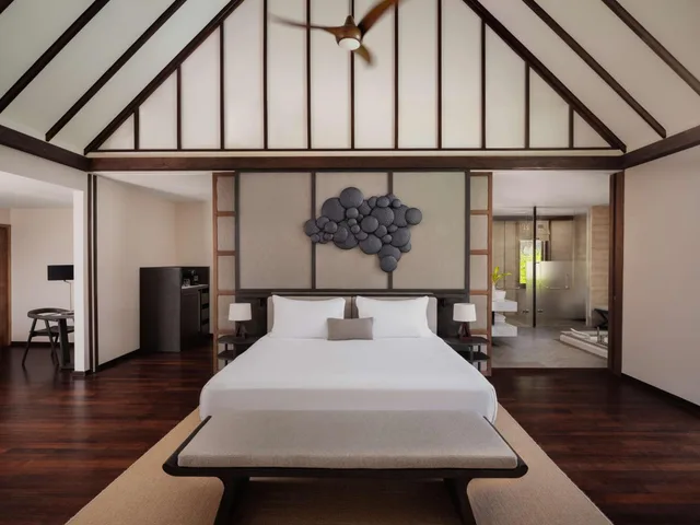Water Villa, Premier, with Pool، Conrad Maldives Rangali Island 1/4