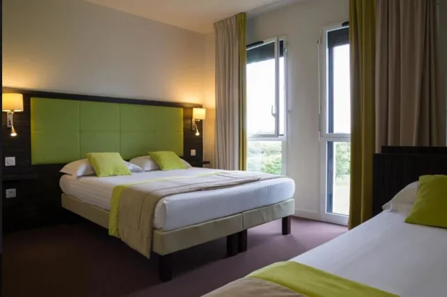 غرفة ثلاثية، The Originals City, Hotel La Verriaire, Cholet Sud 1/1