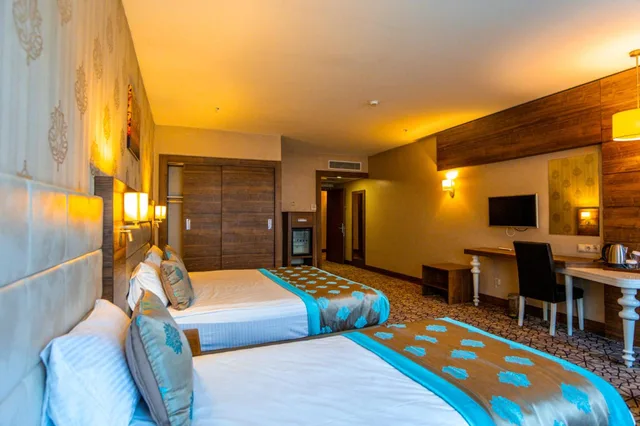 غرفة عائلية، Inegol Royal Hotel 3/8