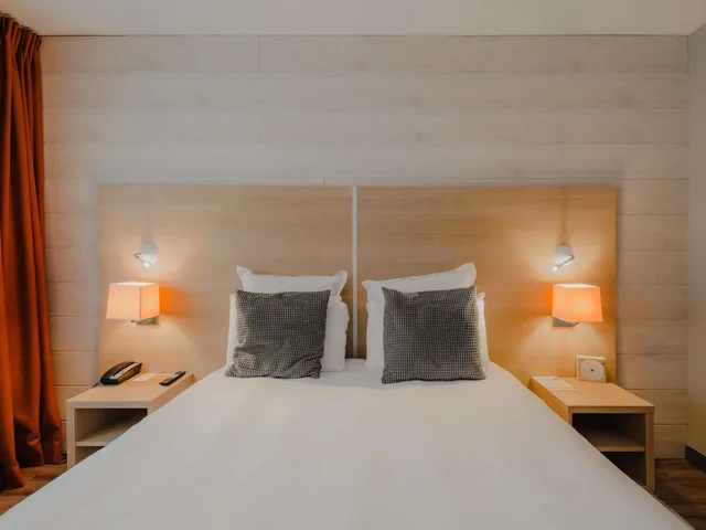 غرفة بريفيليج بسرير مزدوج بإطلالة على الحديقة، Mercure Annecy Sud 5/6