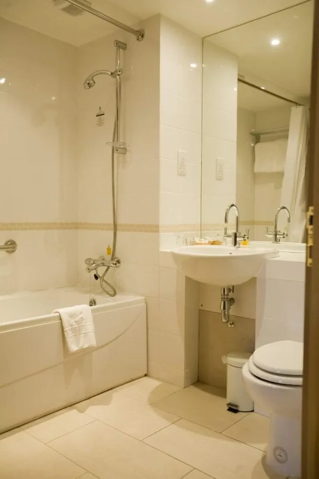 غرفة مفردة بسرير فردي، Angus Hotel 7/7