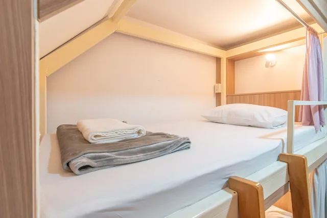 غرفة عائلية بأسرّة بطابقين، The Victory View - Hostel - Adults Only 1/3