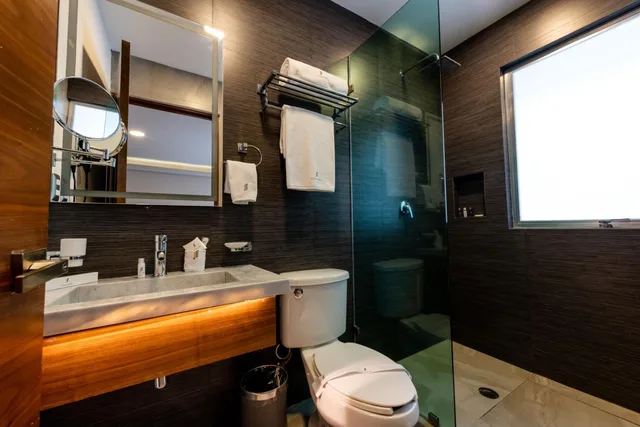 جناح تنفيذي، J. Towers Hotel Suites 10/10