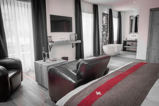 Superior, King Bed, Valley View, Balcony، Unique Dom 1/4