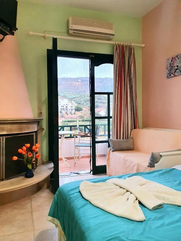 Apartment, Quintuple، Dioskouroi Apartments 1/1