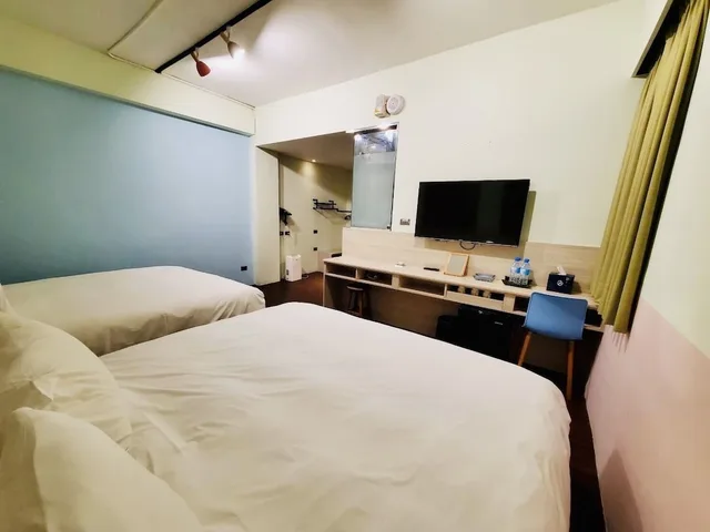 غرفة اقتصادية رباعية بسرير كوين بجاكوزي، Wow Happy Hotel 1/3
