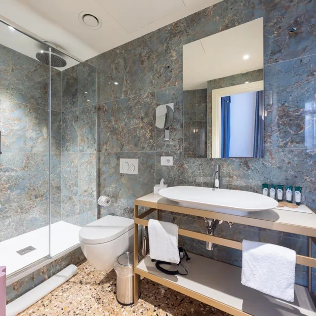 Marco Polo, Suite, King Bed، Palazzo Keller 6/6