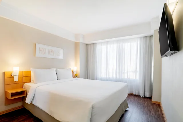 Superior, Double Bed, Street View، Mercure Guarulhos Aeroporto Hotel 1/2