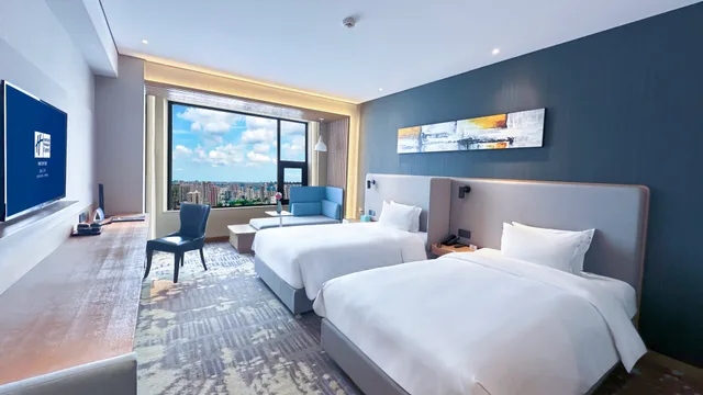 غرفة قياسية بسريرين منفصلين، Holiday Inn Express Liaocheng Chiping 1/2