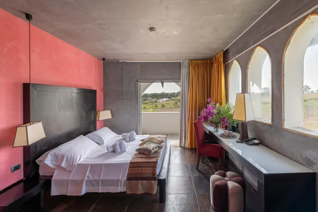 غرفة بسرير مزدوج بشرفة، Resort Baia Dei Turchi 8/10