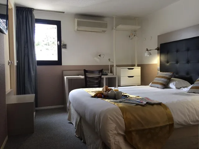 غرفة قياسية، Kyriad Argenteuil 5/7