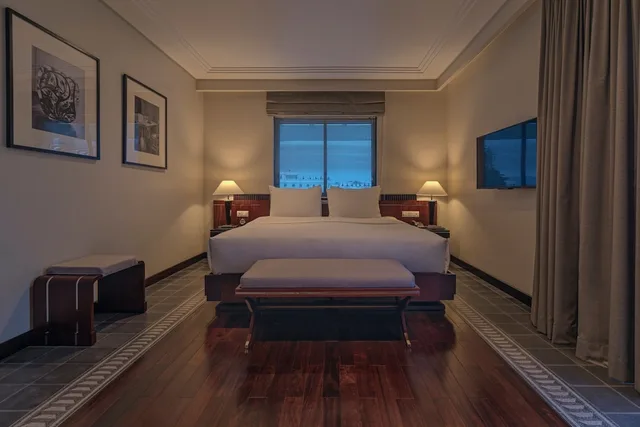 River, Suite, King Bed, Azerai La Residence Hue 2/4