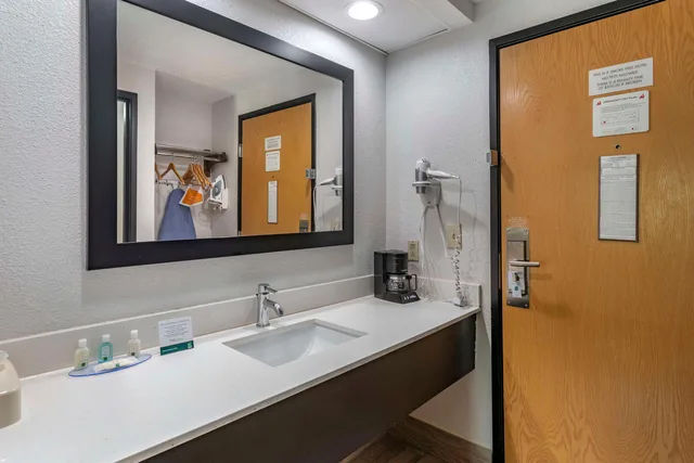 غرفة رباعية بسريرين كوين، Quality Inn & Suites Chattanooga West near Lookout Mountain 7/7