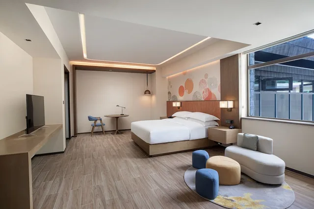 جناح عائلي بسرير كوين وسرير بطابقين، Hilton Garden Inn Jiuzhaigou China 2/3