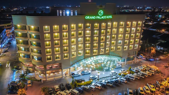 غرفة قياسية، Grand Palace Hotel 1/2