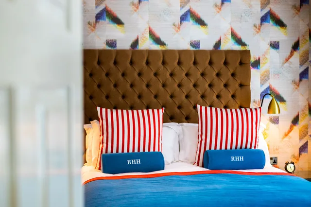 Basement, Double Bed، Harbour Hotel Richmond 2/3