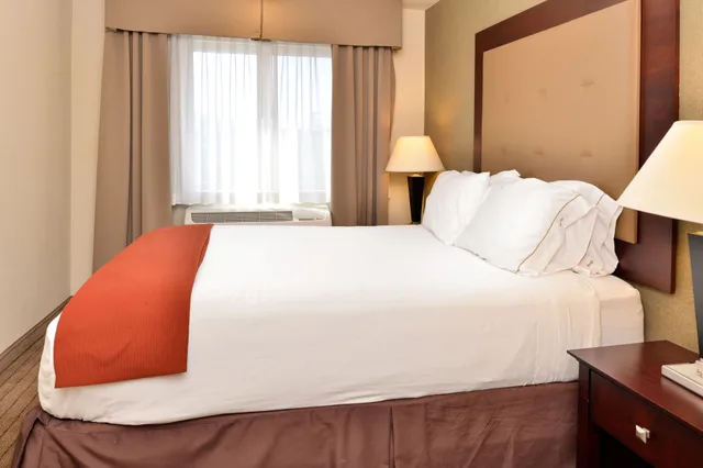 غرفة قياسية بسرير كوين، Holiday Inn Express Portland South - Lake Oswego 4/8