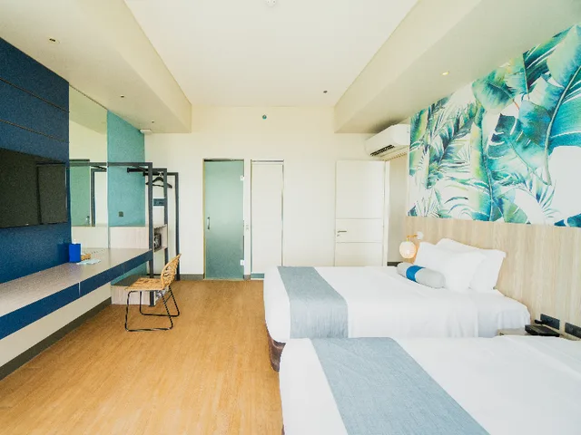 غرفة بسرير مزدوج أو سريرين منفصلين بإطلالة على المسبح، Solea Palm Resort 2/7
