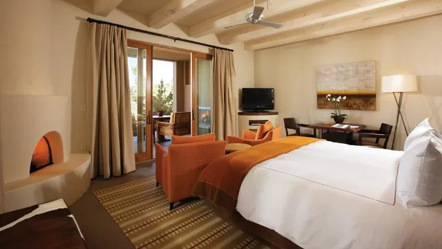 2 Bedrooms, Connecting, Casita, Premier، Four Seasons Resort Rancho Encantado Santa Fe 1/4
