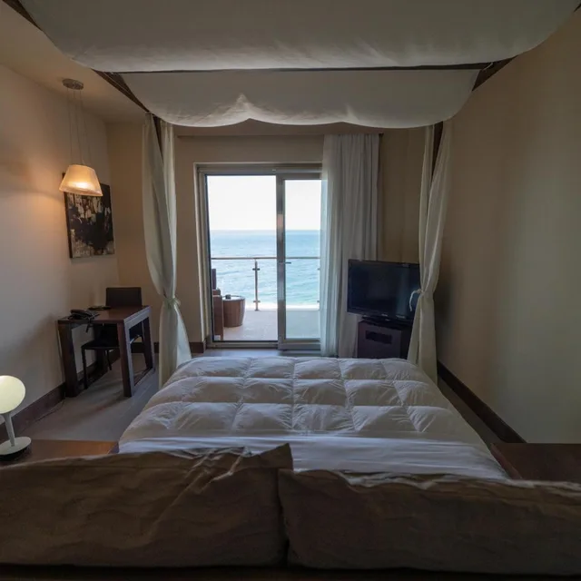 غرفة بريستيج بسرير مزدوج بإطلالة على البحر بجاكوزي، Main Palace Hotel 7/10