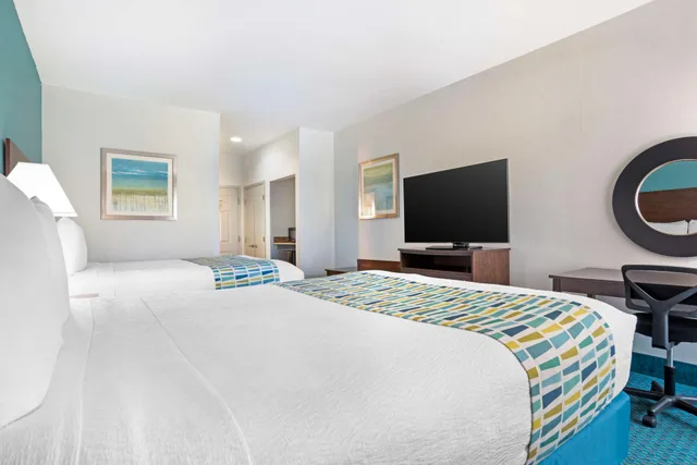 غرفة رباعية، Best Western Plus Blue Angel Inn 2/3