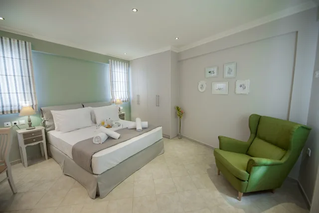 جناح تنفيذي بسرير مزدوج مع أريكة، Lefkadio Suites 2/4
