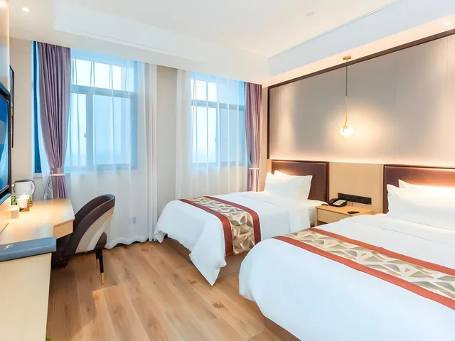 غرفة ديلوكس بسريرين مزدوجين، Gya Yangzhou Economic Development Zone Yangzi Jiang South Road Gaomin Temple Hotel 1/2
