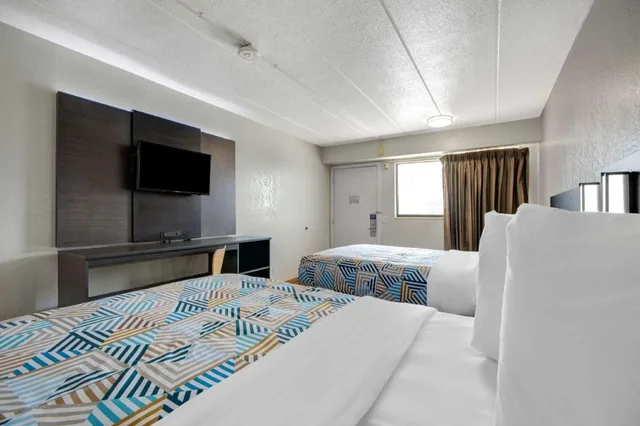 2 Full Beds - Micfridge, Smoking، Motel6 York, PA 3/4