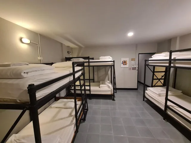 غرفة عائلية بحمام خاص، The 8 Factory Hostel Phitsanulok 1/5