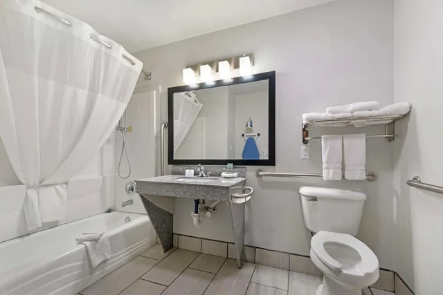 غرفة بسريرين كوين لذوي الإعاقة، Best Western Santa Fe 5/5