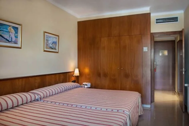 غرفة عائلية، Montecarlo 2/6