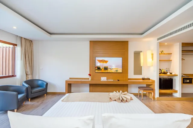 Premier, Deluxe, Hot Tub, Pool Access، Ayrest Hotel 5/8