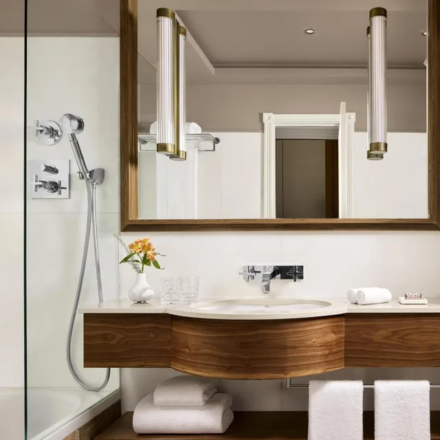غرفة سيغنتشر ديلوكس بسرير فردي بإطلالة على المدينة مع سرير إضافي، Tivoli Avenida Liberdade the Leading Hotels of the World 3/3