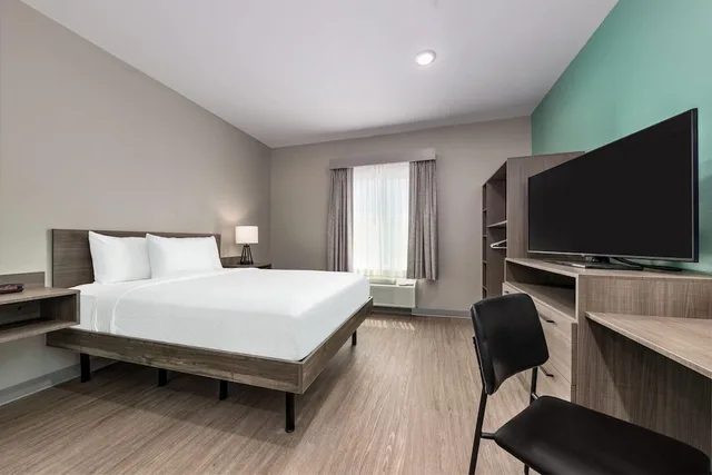 غرفة بسرير كوين لذوي الإعاقة، ECHO Suites Extended Stay by Wyndham Dallas Plano/Richardson 4/8