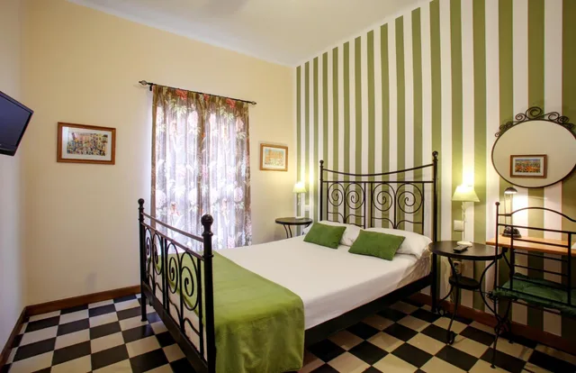 غرفة بسرير مزدوج بحمام مشترك، Malaga Lodge Guesthouse 1/1