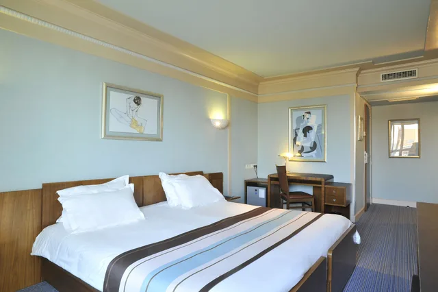 غرفة تقليدية بسرير مزدوج، Hotel ArtDeco Euralille 2/9